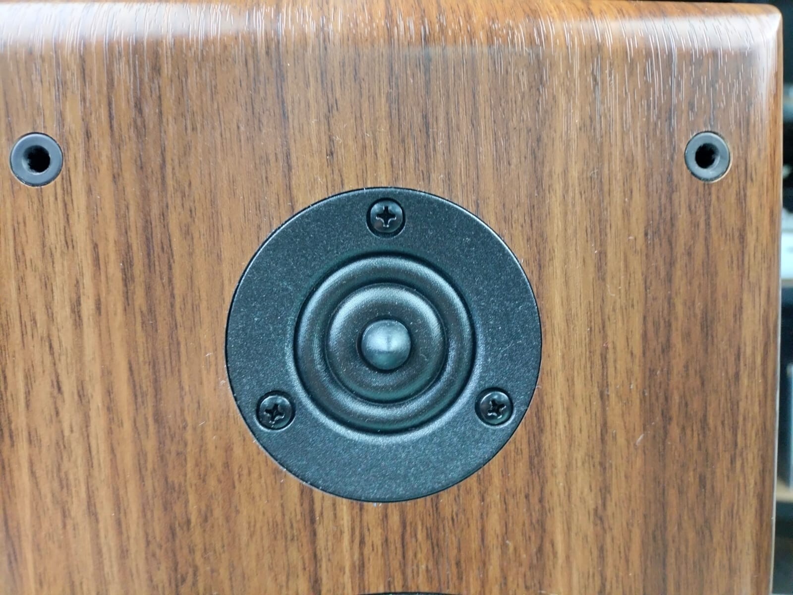 ACOUSTIC ENERGY AEGIS NEO ONE SPEAKERS