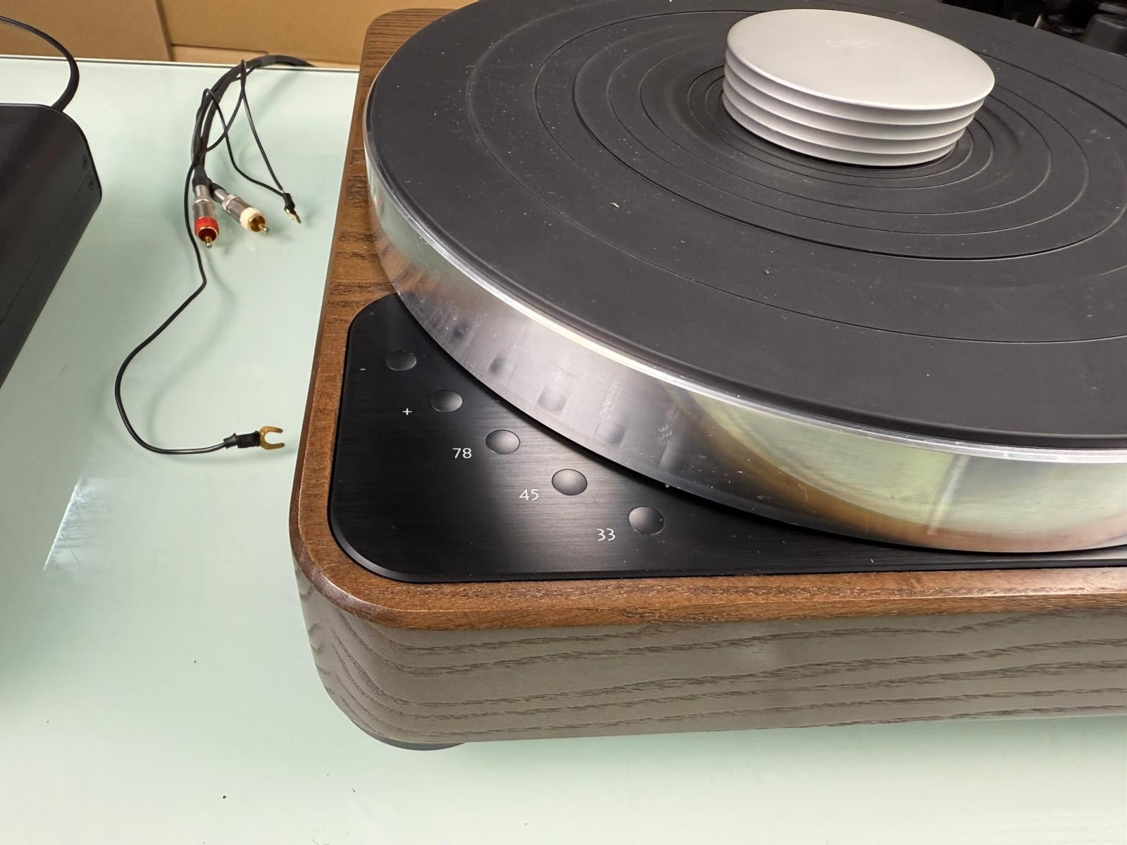 DR FEICKERT VOLARE TURNTABLE WITH ORACLE SME 345 TONEARM & POWER SUPPLY