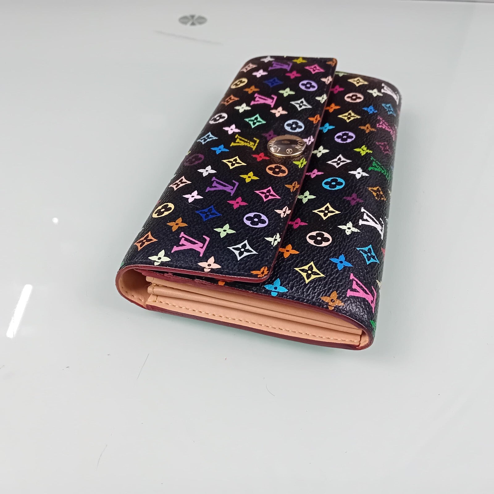 LOUIS VUITTON PARIS SARAH WALLET BAG