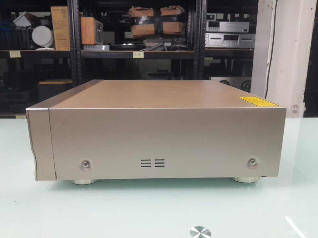 PIONEER DV 717 DVD PLAYER