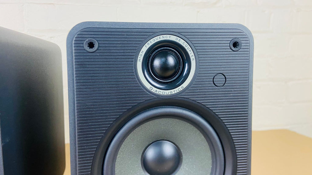 Q ACOUSTICS 2020i SPEAKERS