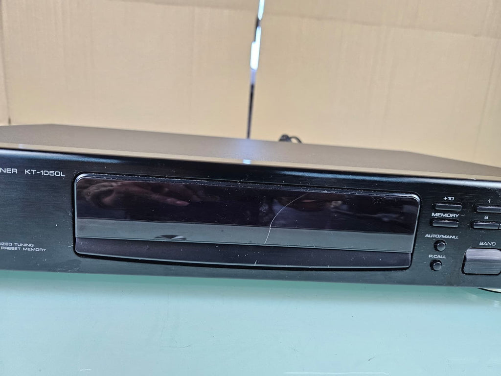KENWOOD KT 1050L FM-AM STEREO TUNER