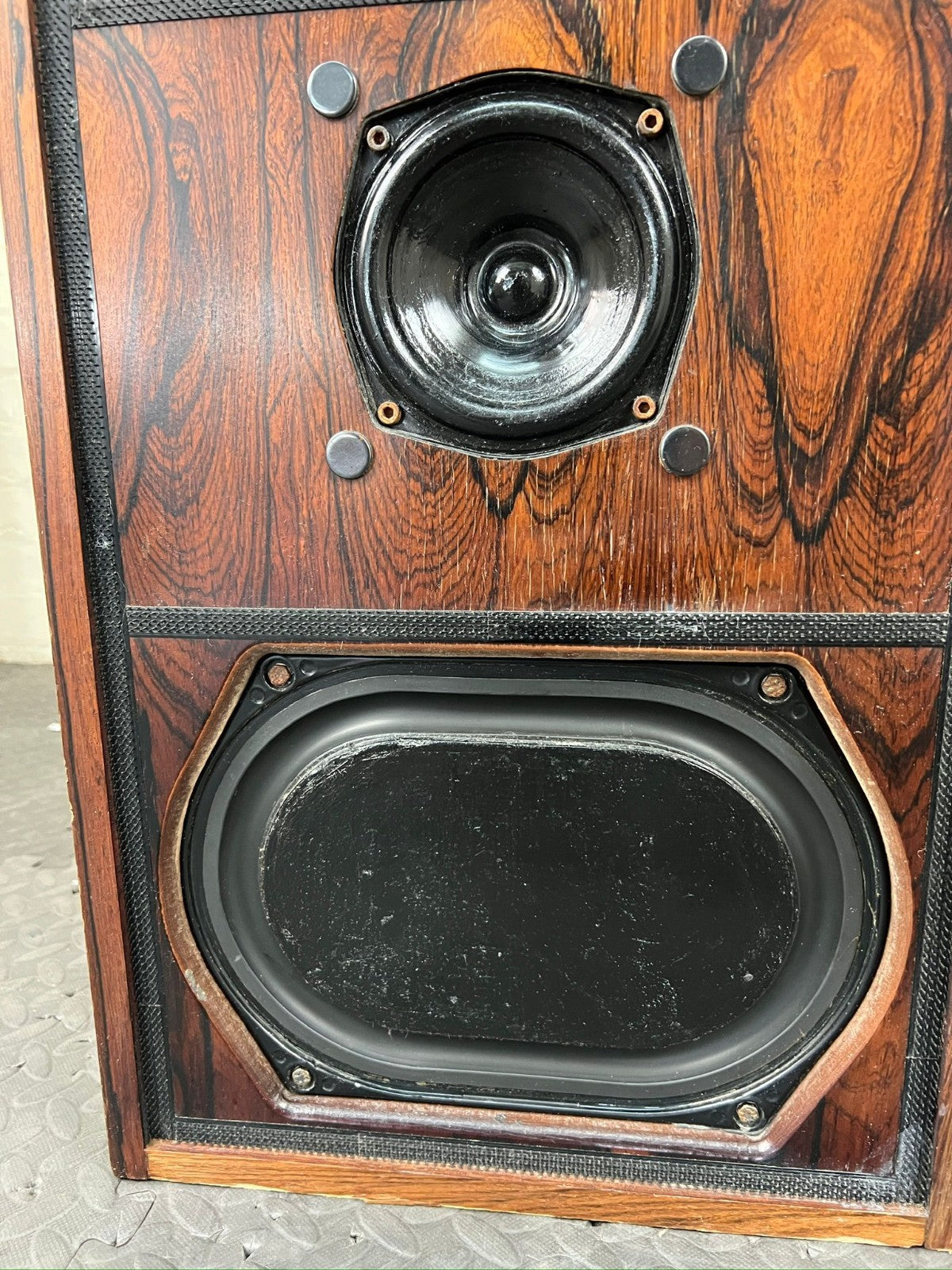 LINN ISOBARIK LOUDSPEAKERS KEF B110 B139