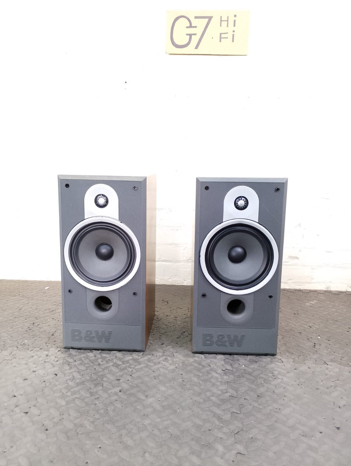 BOWERS & WILKINS B&W DM 560 LOUDSPEAKERS