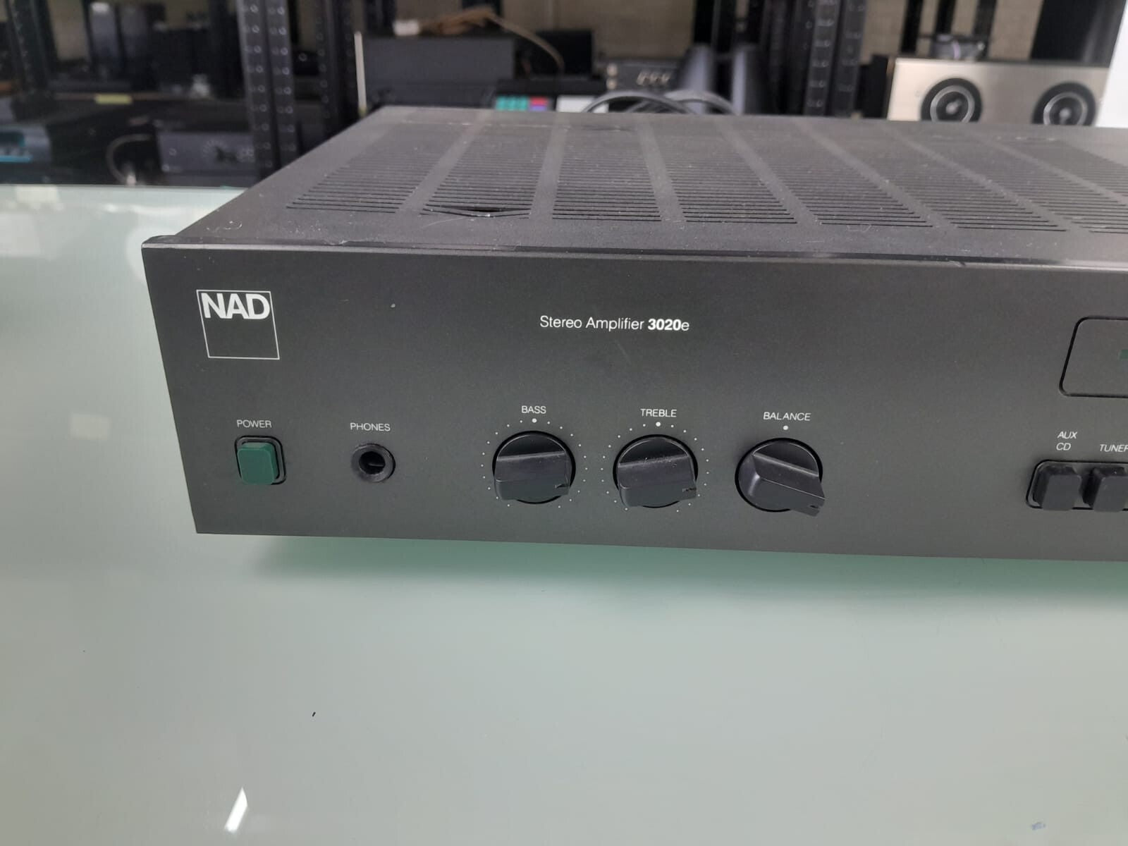 NAD 3020E STEREO AMPLIFIER