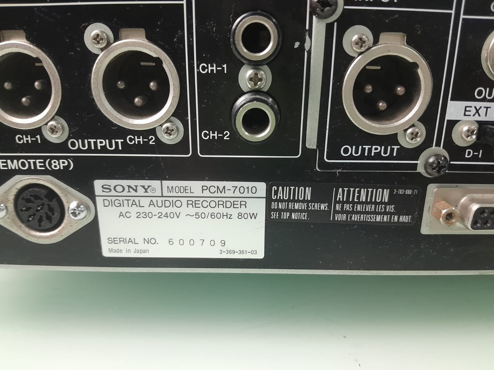 SONY PCM 7010 DIGITAL AUDIO RECORDER