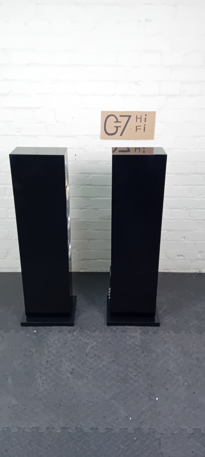 BOWERS & WILKINS B&W CM8 S2 FLOOR STANDING SPEAKERS