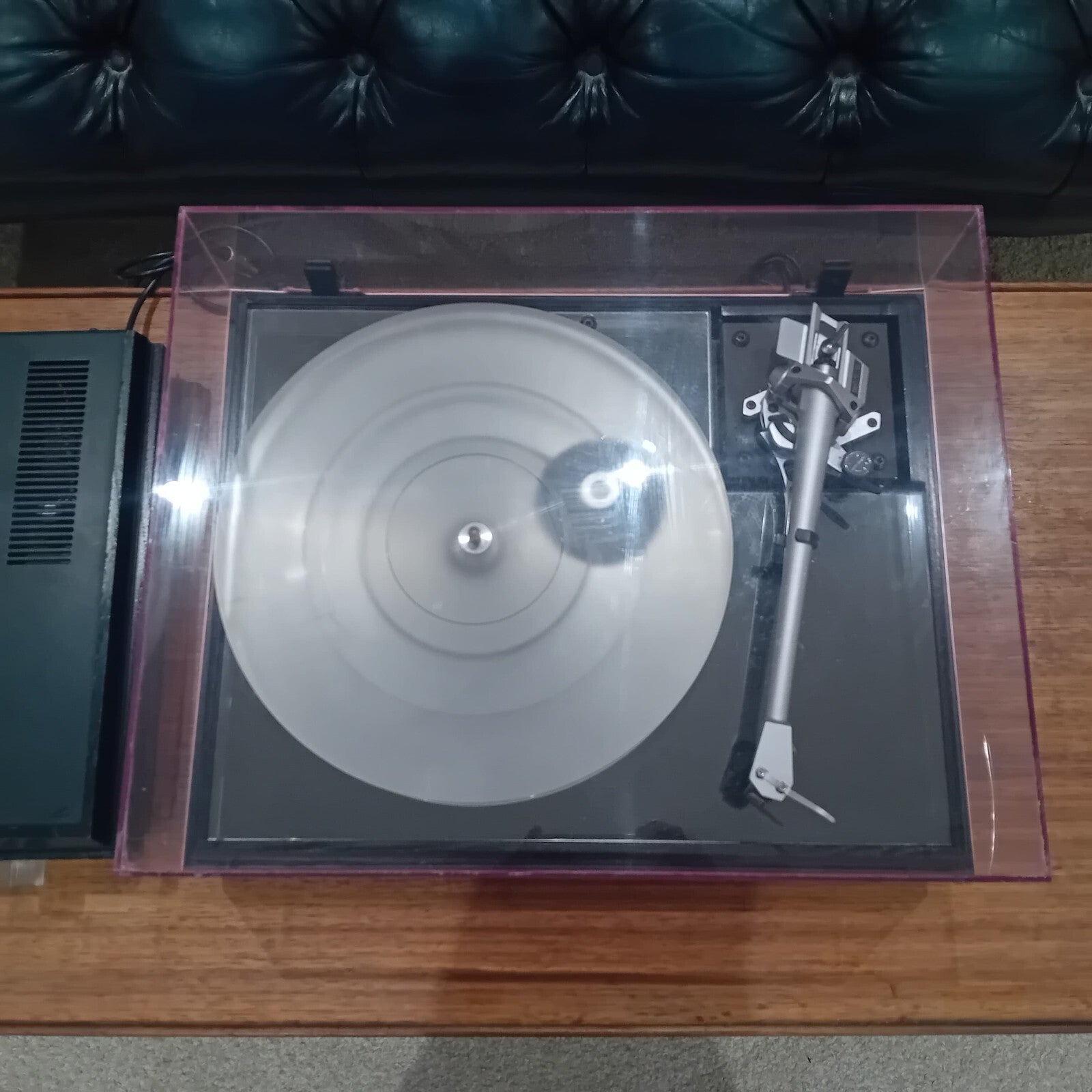 PINK TRIANGLE ANNIVERSARY TURNTABLE SME SERIES IV 4 TONEARM ORTOFON MC VIVO