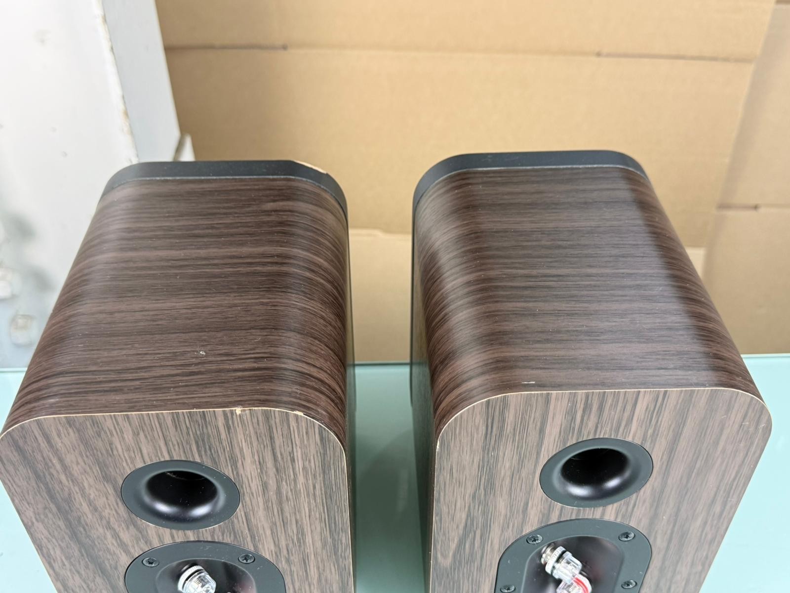 Q ACOUSTICS 3010 SPEAKERS
