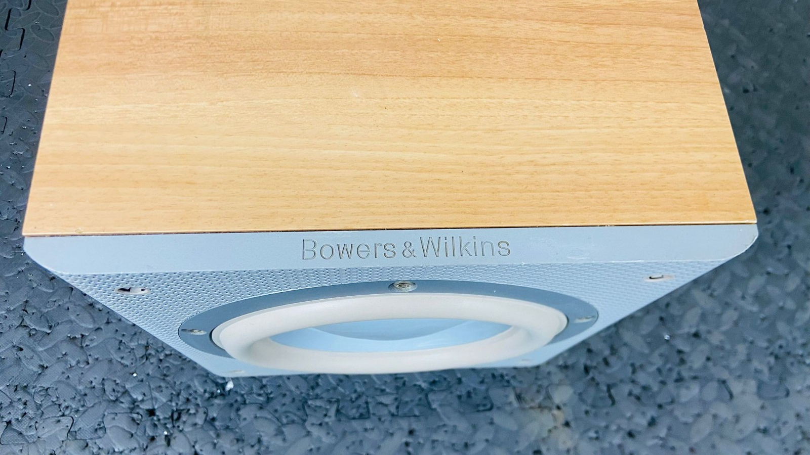 BOWERS & WILKINS B&W ASW 675 SUBWOOFER
