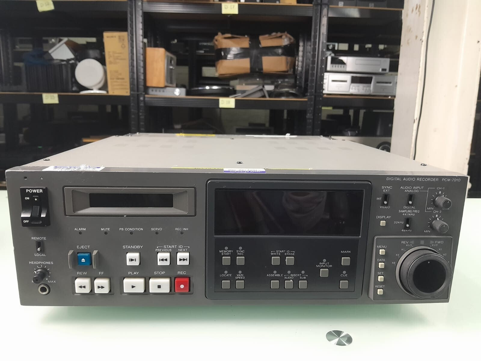SONY PCM 7010 DIGITAL AUDIO RECORDER