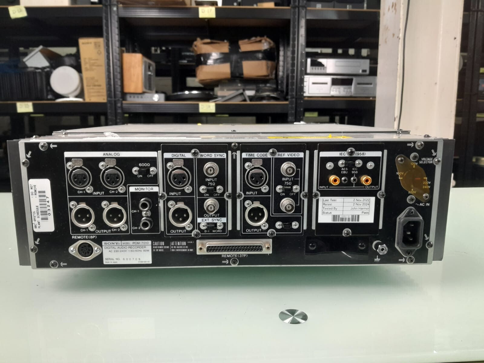 SONY PCM 7010 DIGITAL AUDIO RECORDER