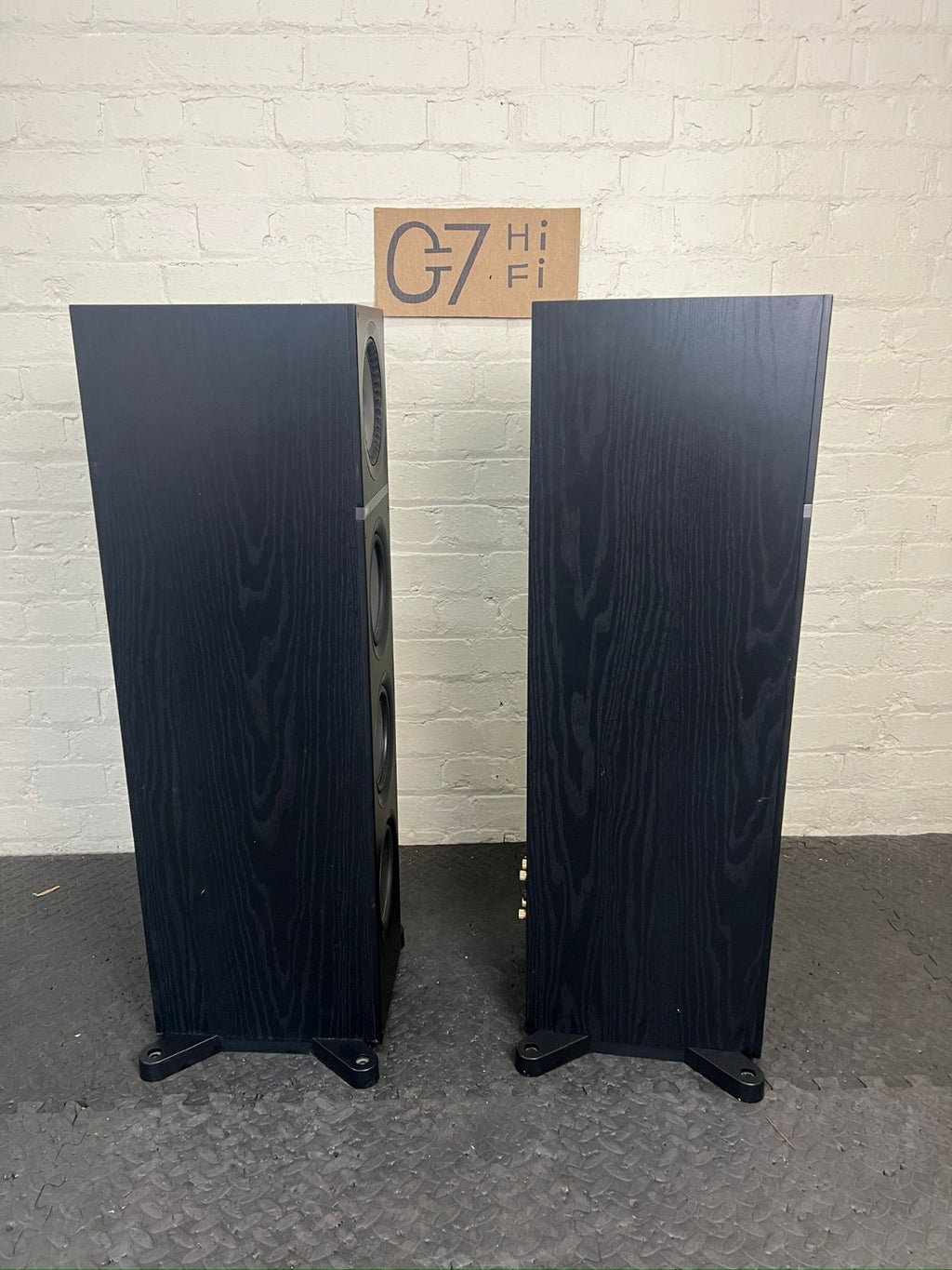 KEF Q700 FLOOR STANDING SPEAKERS