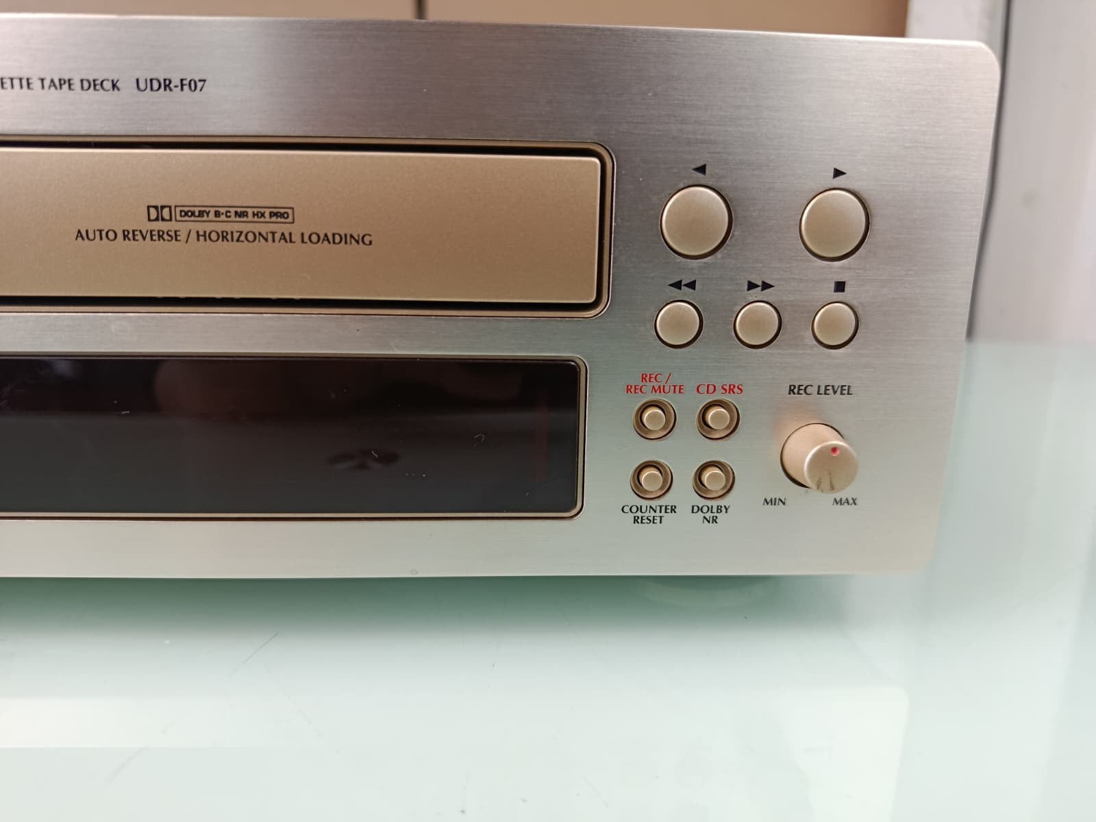DENON UDR F07 STEREO CASSETTE TAPE DECK