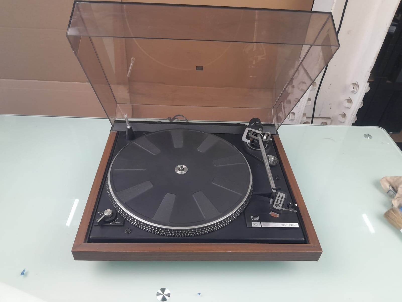 DUAL 504 BELT DRIVE TURNTABLE WITH DMS 240 E CARTRIDGE