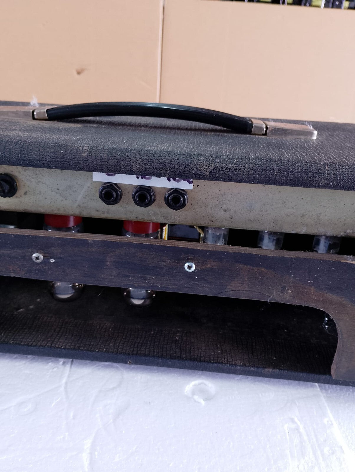 KELLY VALVE TUBE GUITAR AMPLIFIER
