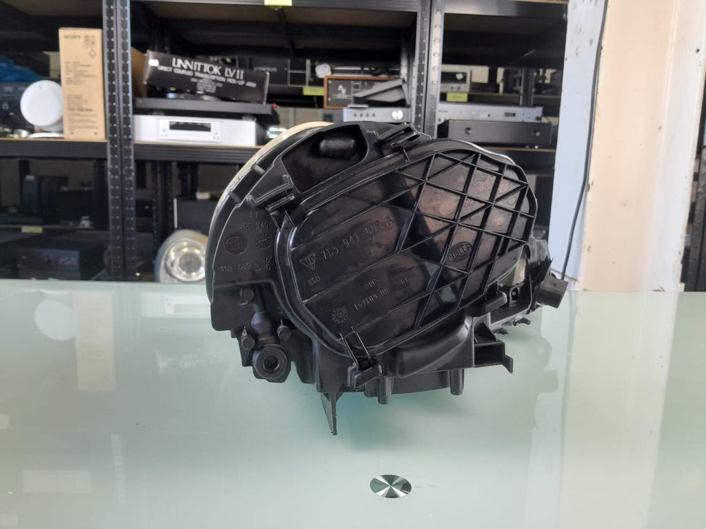 PORSCHE 957 CAYENNE GTS HEADLIGHT 2008 Passenger Side