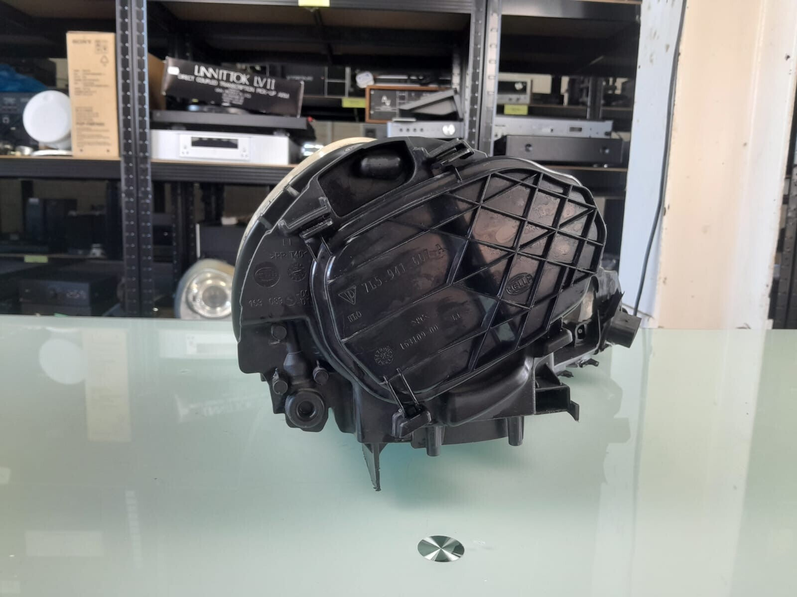 PORSCHE 957 CAYENNE GTS HEADLIGHT 2008 Passenger Side