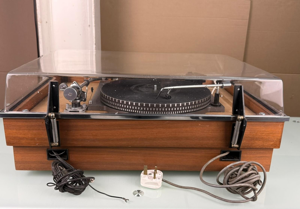 GARRARD 401 TURNTABLE WITH SME 3009 TONEARM AND STANTON 881S CARTRIDGE