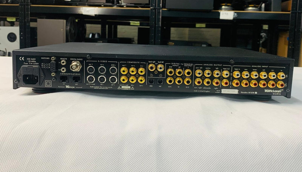 TAG MCLAREN AVANTGRADE THEATRE AV32R SL PRE AMPLIFIER