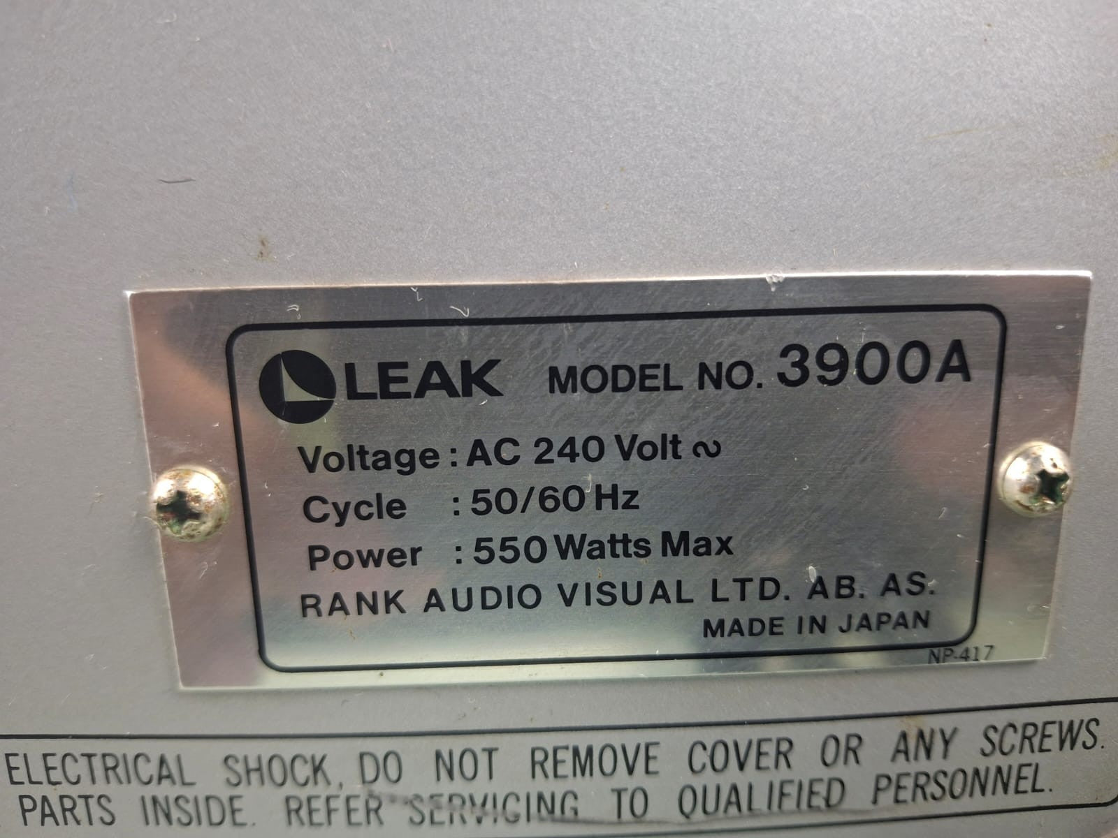 LEAK 3900A INTEGRATED STEREO AMPLIFIER