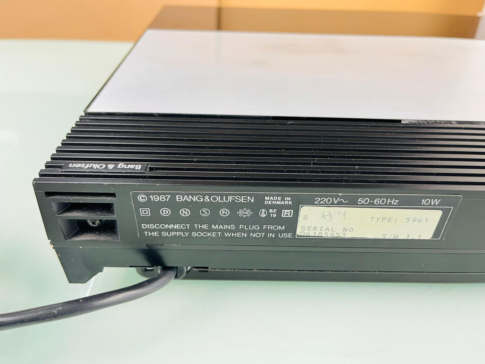 BANG & OLUFSEN B&O BEOGRAM 9000 TURNTABLE WITH MMC 4 CARTRIDGE STYLUS