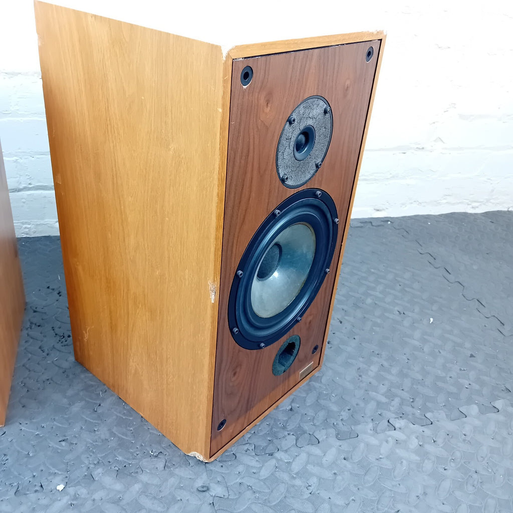 SPENDOR SP 2/2 SPEAKERS