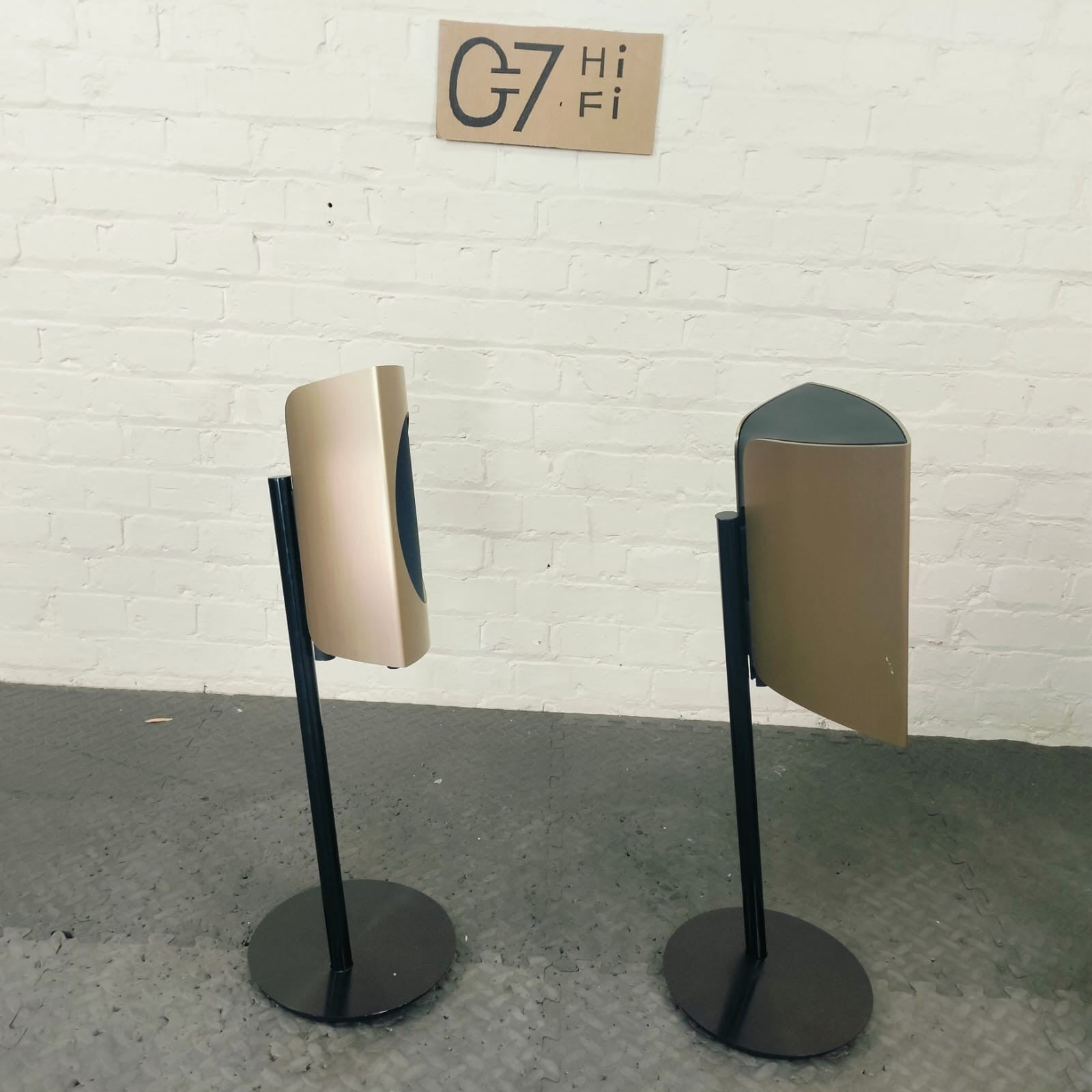 BANG & OLUFSEN BEOLAB 17 BRASS TONE WITH STANDS B&O SPEAKERS