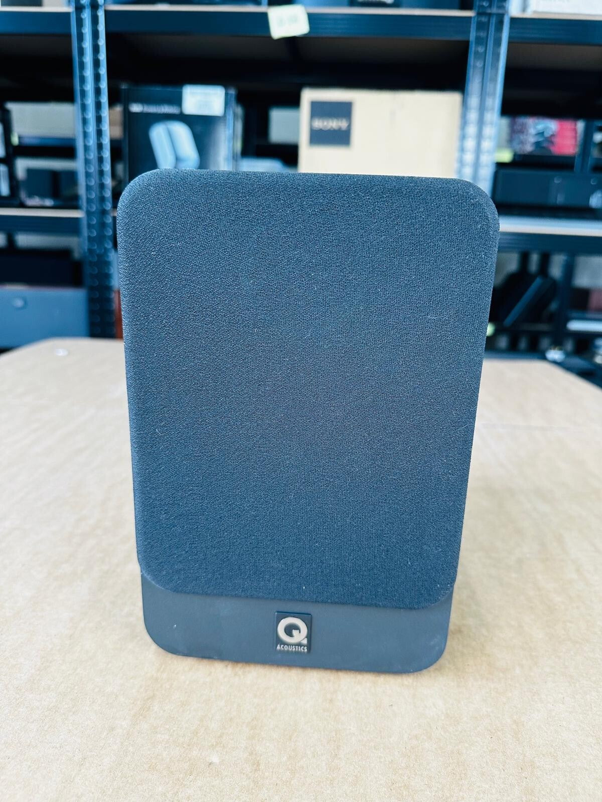 Q Acoustics 2010 Single Speaker With Wall Bracket
