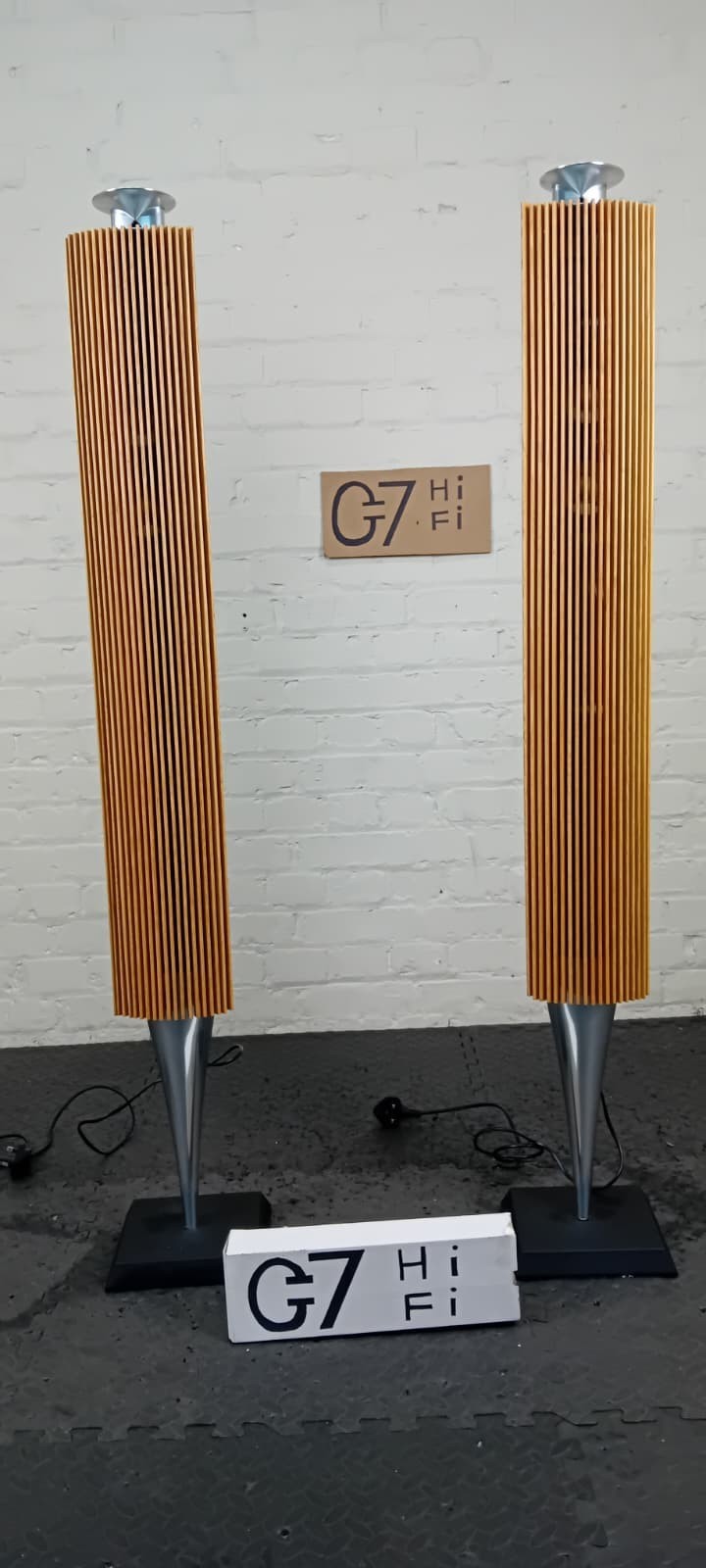 BANG & OLUFSEN B&O BEOLAB 18 FLOOR STANDING ACTIVE SPEAKERS