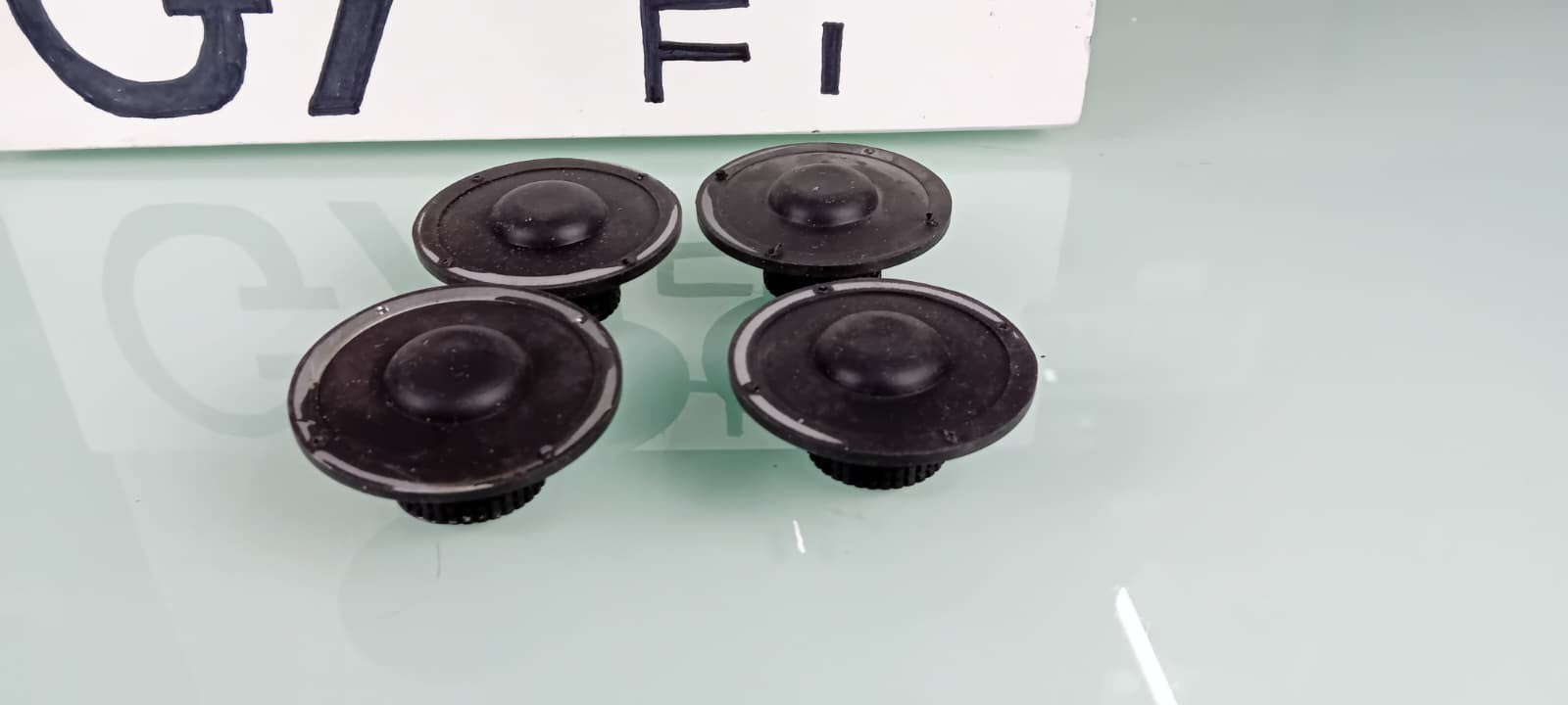 LINN TRAMPOLINE SONDEK LP12 SET OF 4 FEET