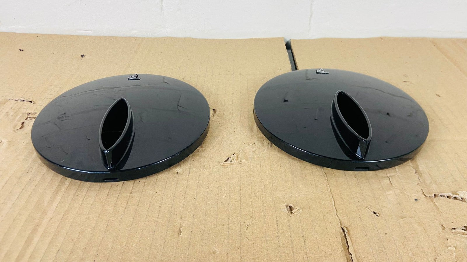 FOCAL DOME TABLE STANDS