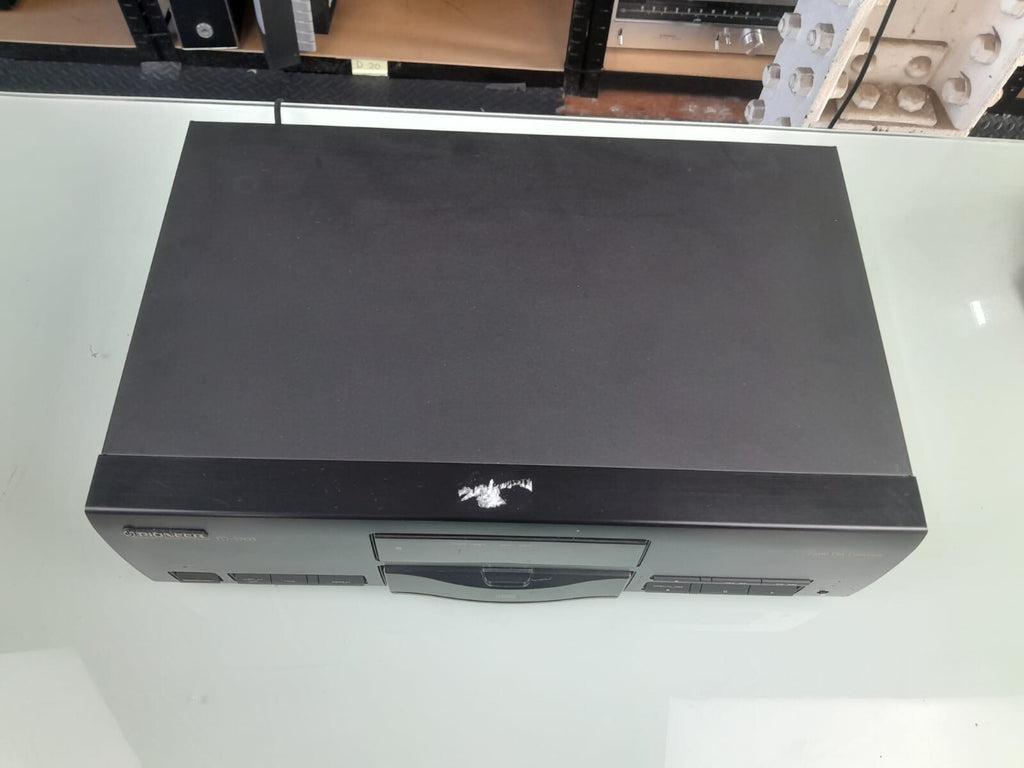 PIONEER PD S703 CD PLAYER