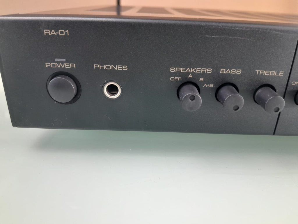 ROTEL RA 01 INTEGRATED AMPLIFIER