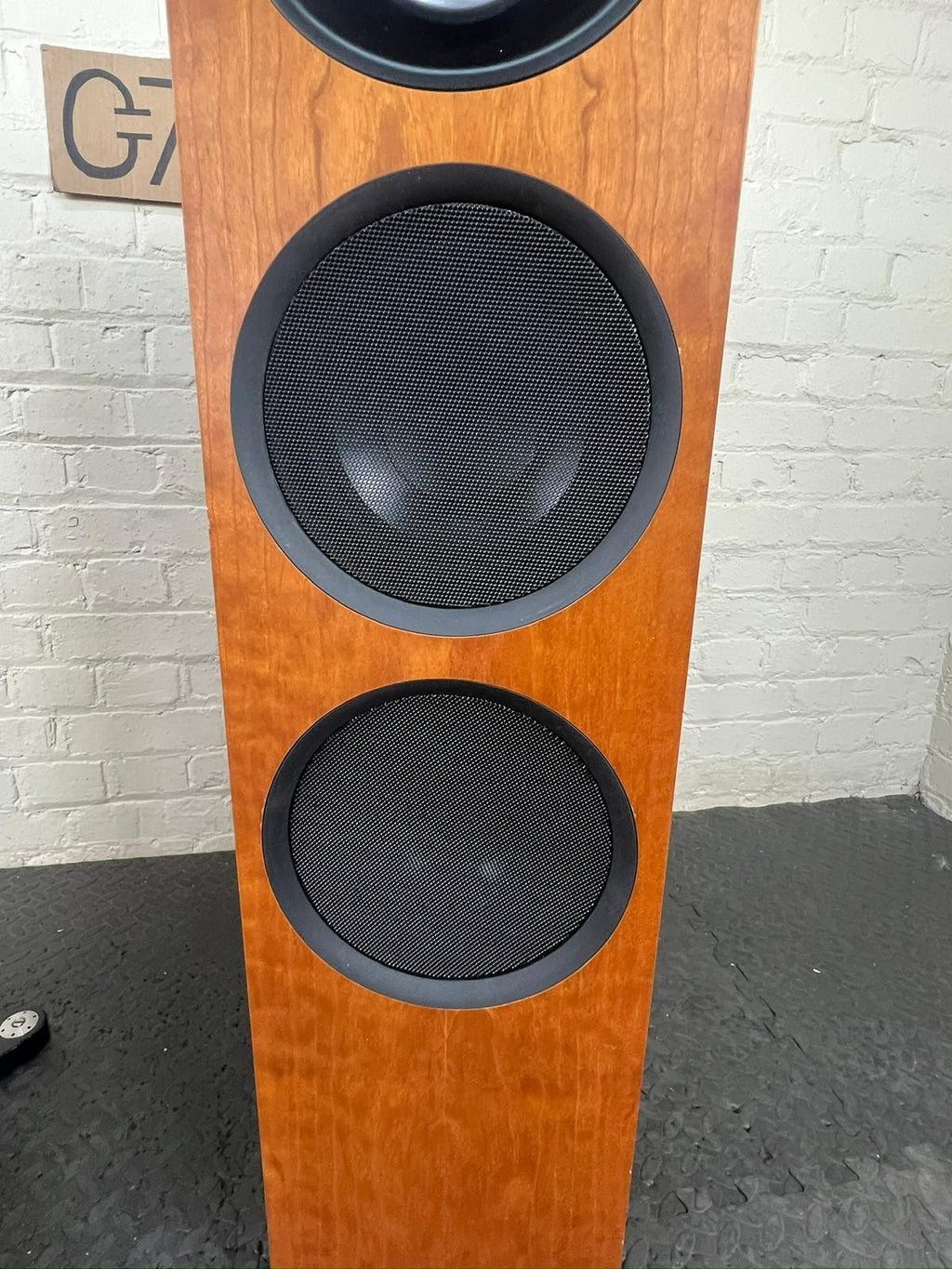 LINN AKURATE 242 FLOOR STANDING SPEAKERS