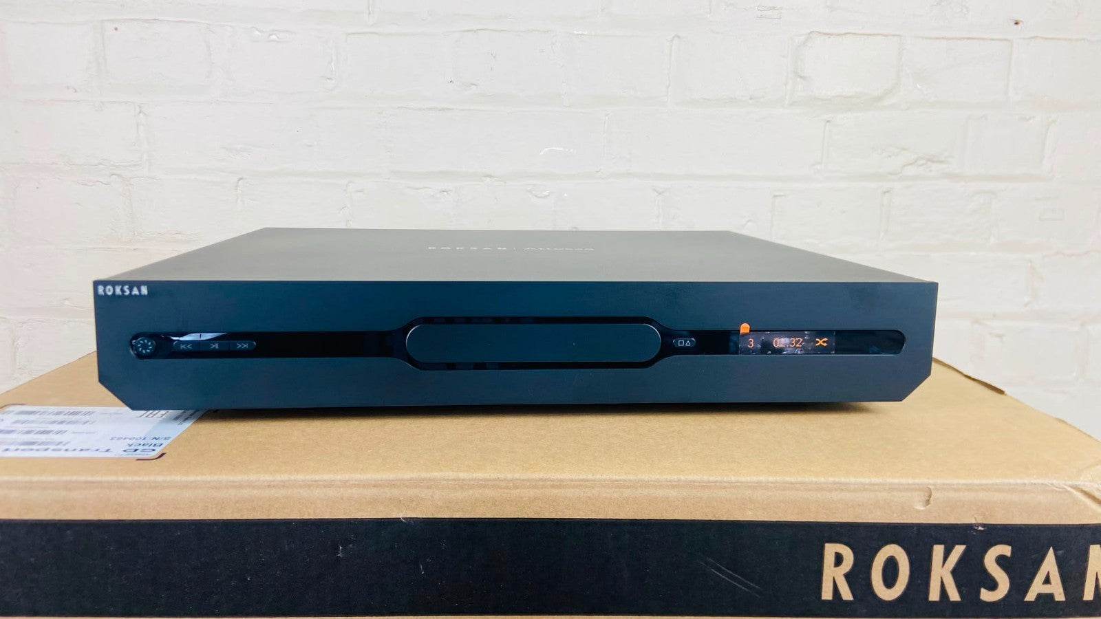 ROKSAN ATTESSA CD TRANSPORT WITH REMOTE CONTROL