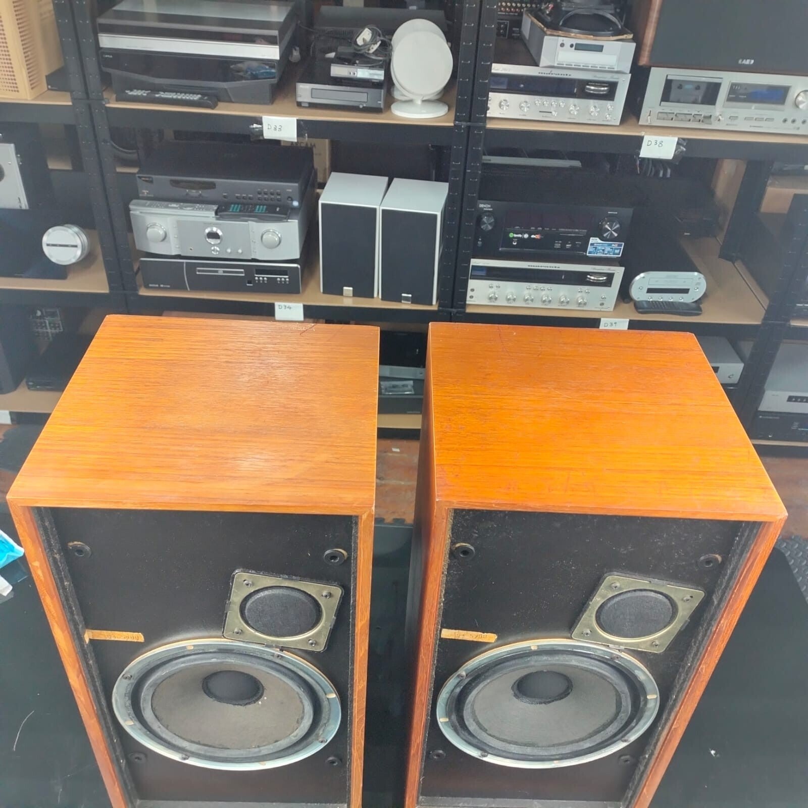 WHARFEDALE LINTON 2 SPEAKERS