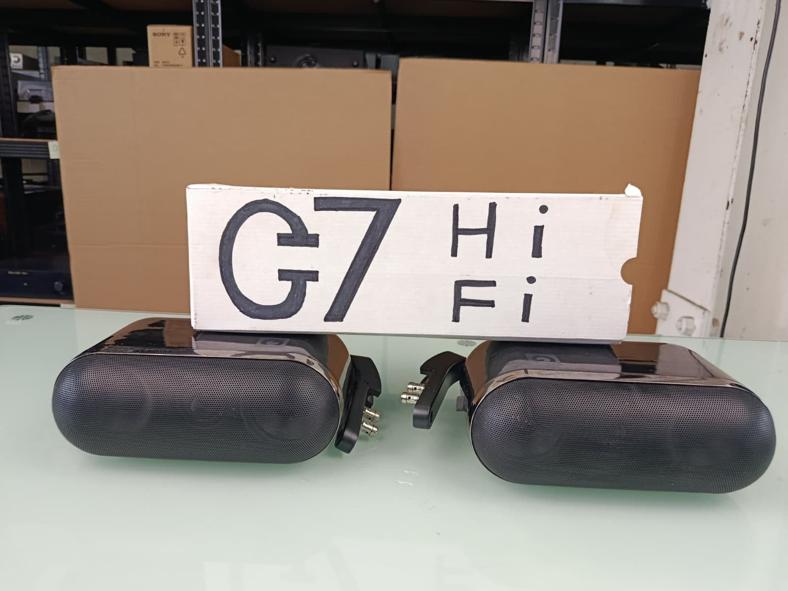 Q ACOUSTICS 7000lri SPEAKERS