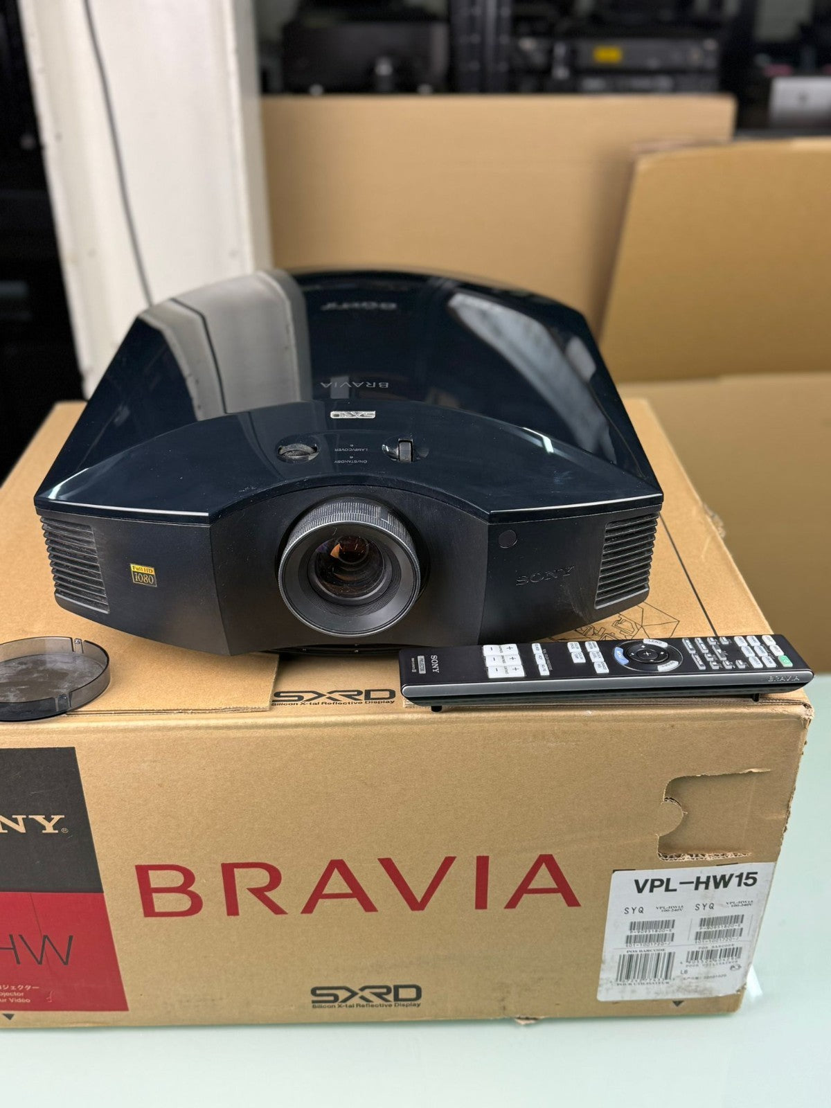 SONY BRAVIA VPL HW15 PROJECTOR