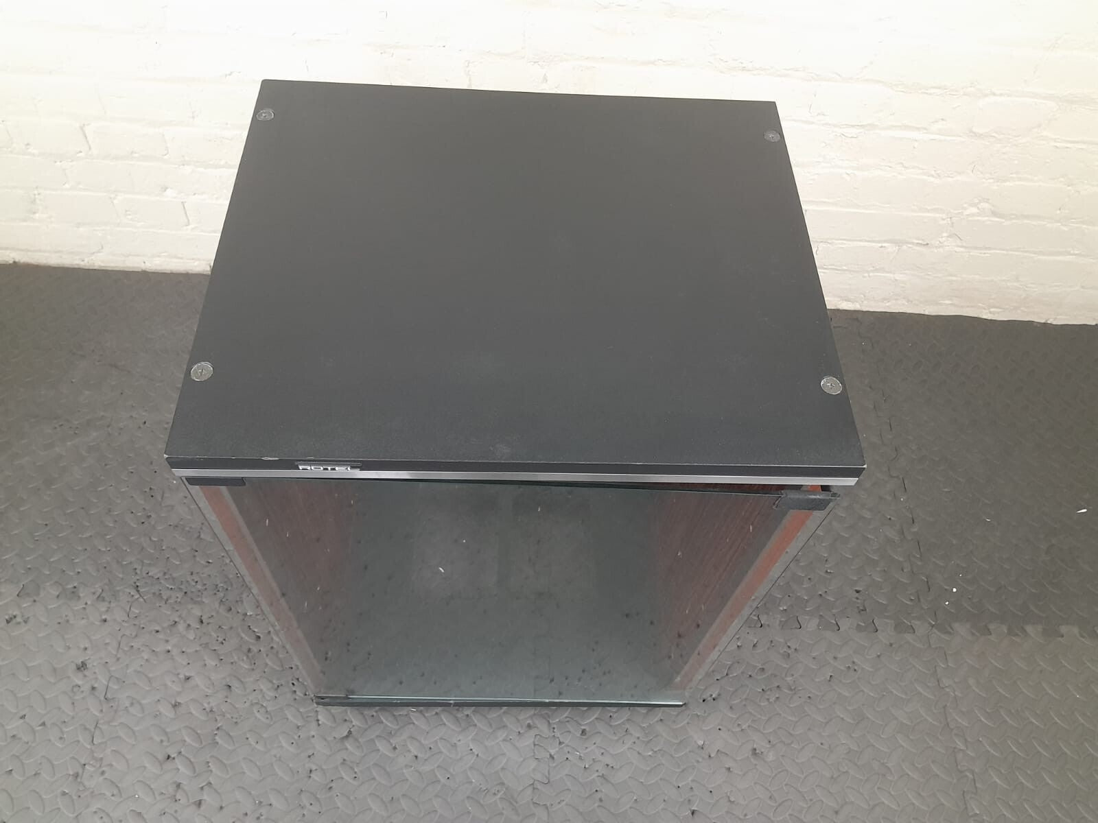 ROTEL HI FI RACK