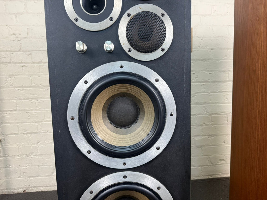LEGENDARY SUPER RARE WHARFEDALE E90 FLOOR STANDING SPEAKERS