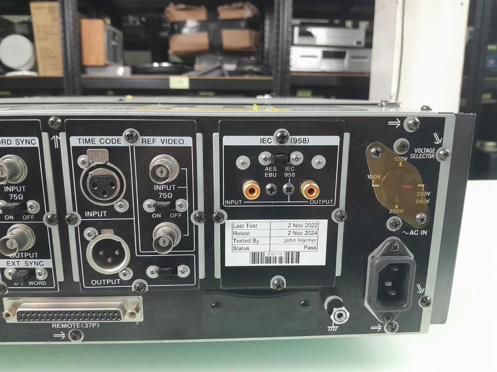 SONY PCM 7010 DIGITAL AUDIO RECORDER