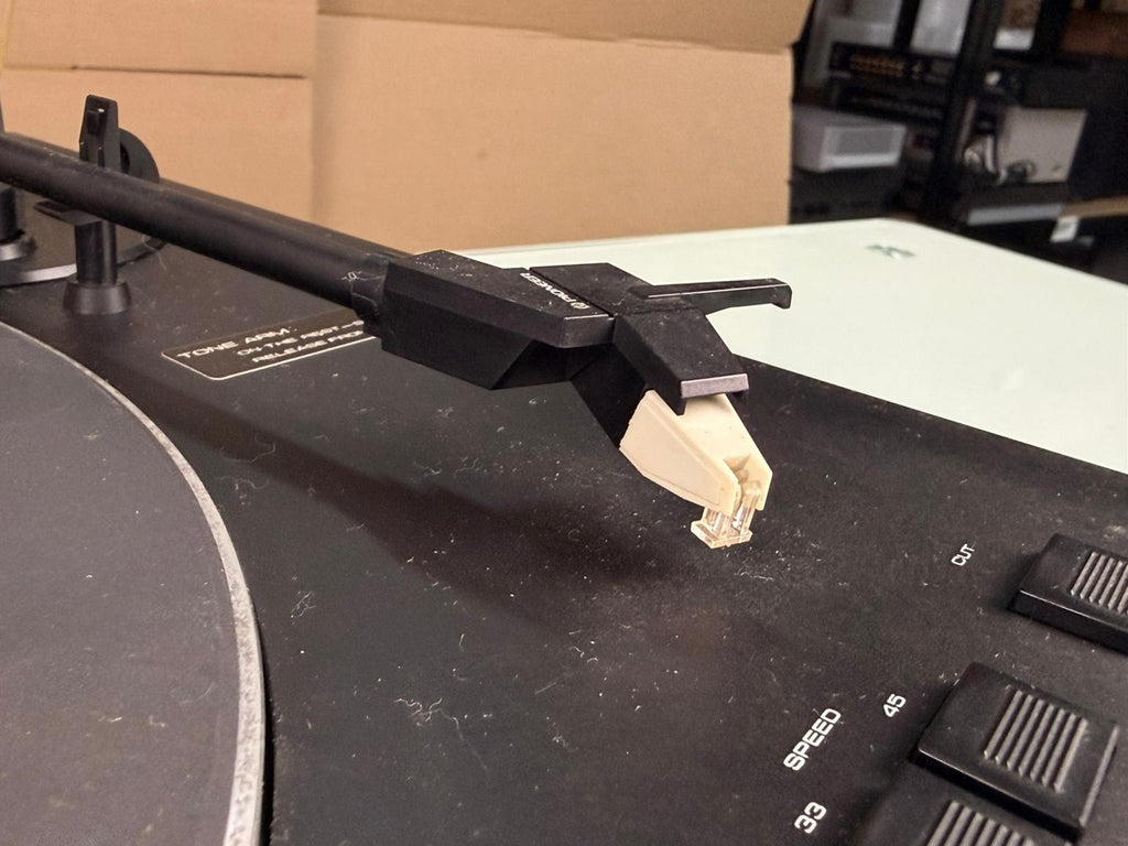 PIONEER PL 130 AUTO RETURN STEREO TURNTABLE