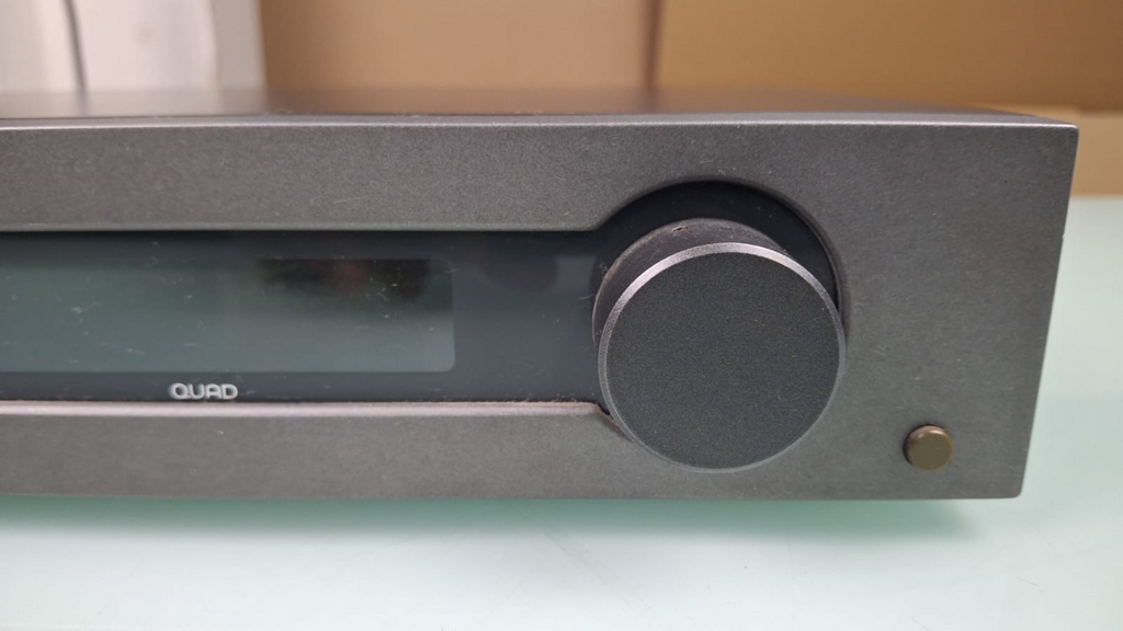 QUAD FM4 TUNER
