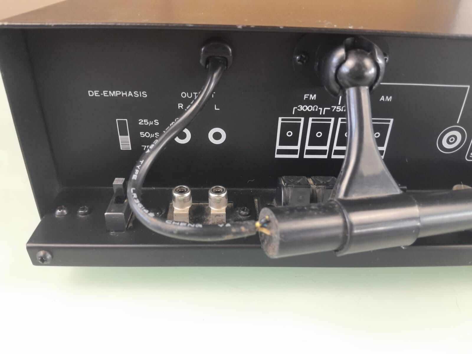 NAD 4020A AM/FM STEREO TUNER