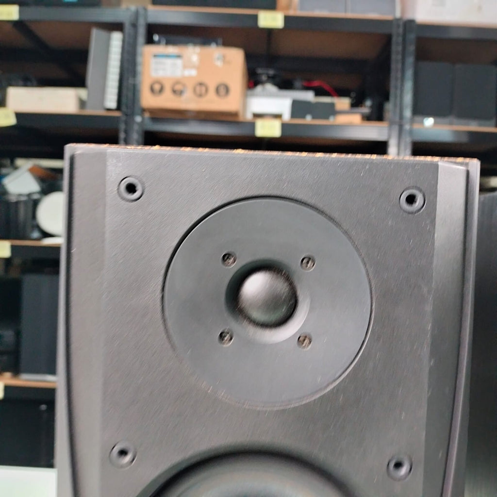 BOWERS & WILKINS B&W SPEAKERS