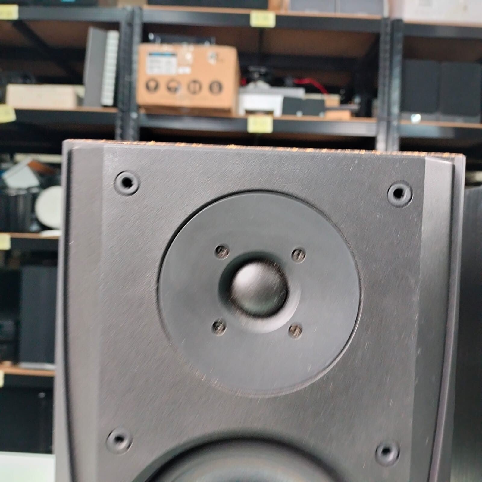 BOWERS & WILKINS B&W SPEAKERS