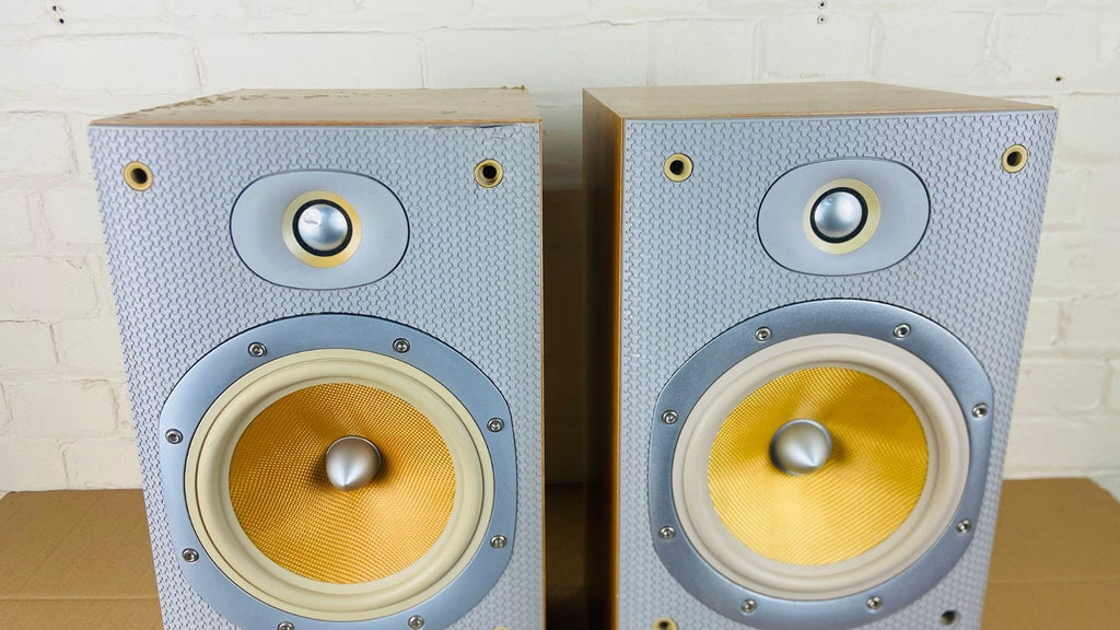BOWERS & WILKINS B&W DM 602 S3 SPEAKERS