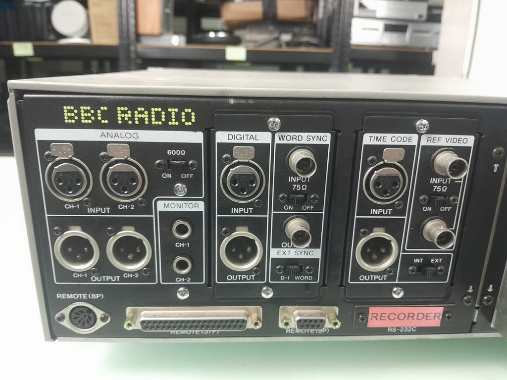 SONY PCM 7050 DIGITAL AUDIO RECORDER