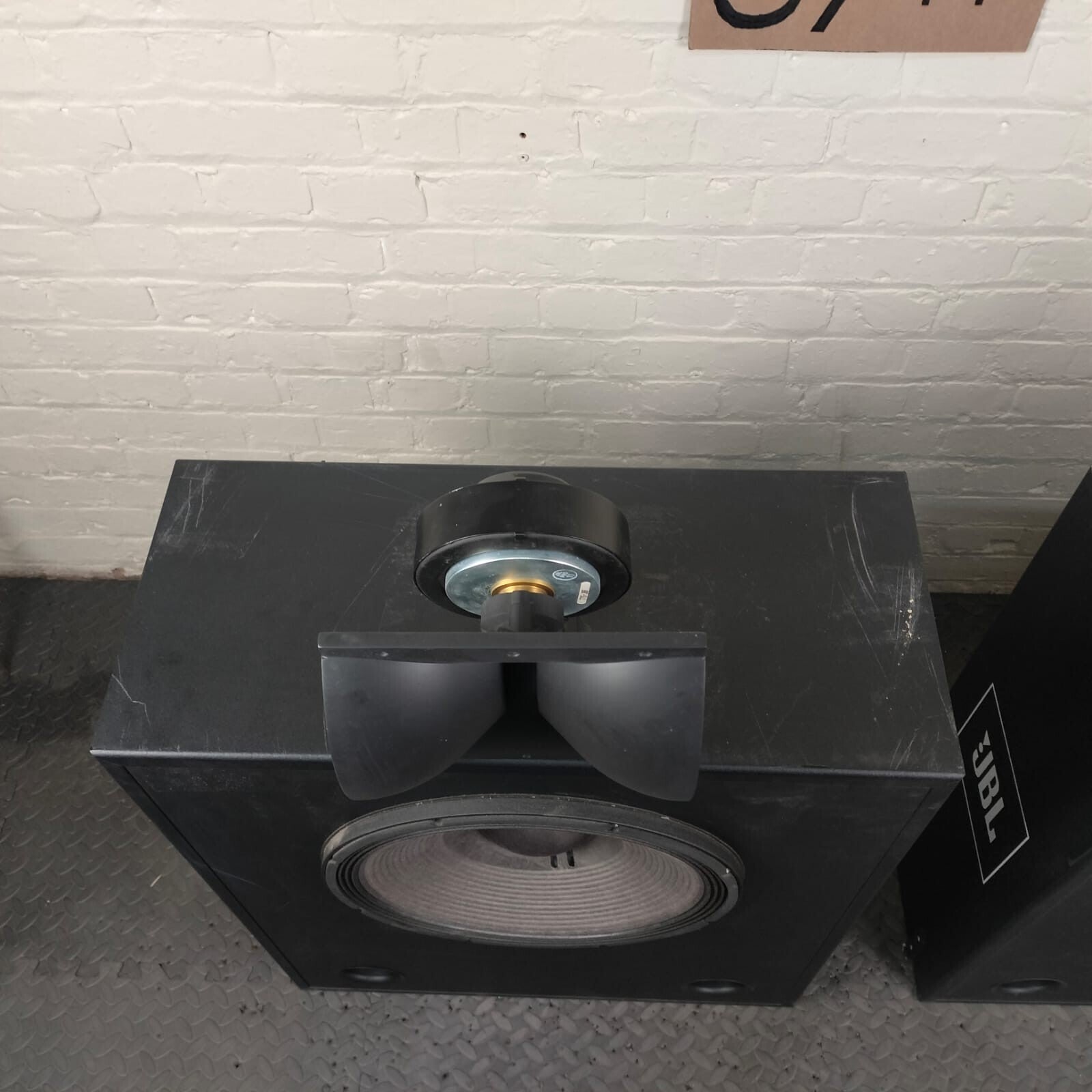 JBL 3678 Bass Subwoofers With JBL PRO 2425 HS Horn Tweeters
